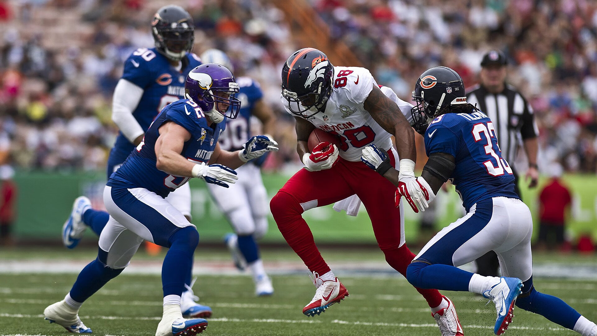 足球运动与机器人结合，开启未来比赛新体验，足球机器人比赛教学